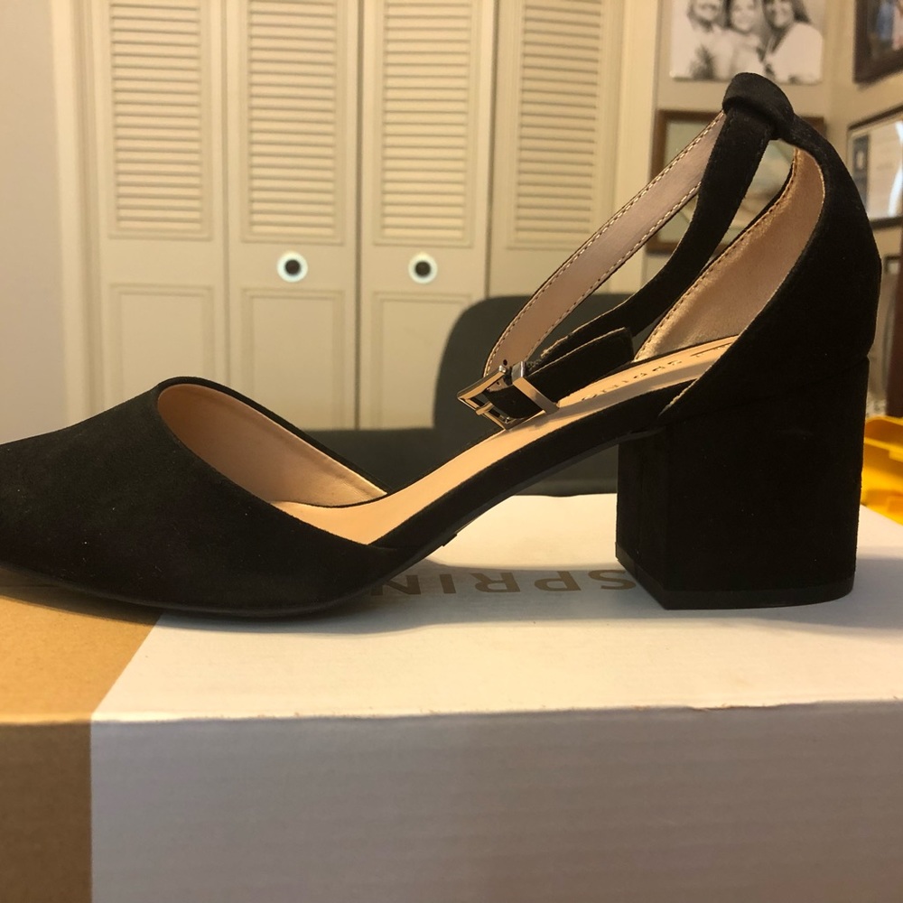 black heels - Picture 2 of 4